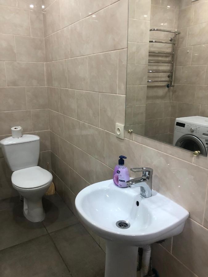 Nigoyana,23 Apartment Вокзал Днепр מראה חיצוני תמונה