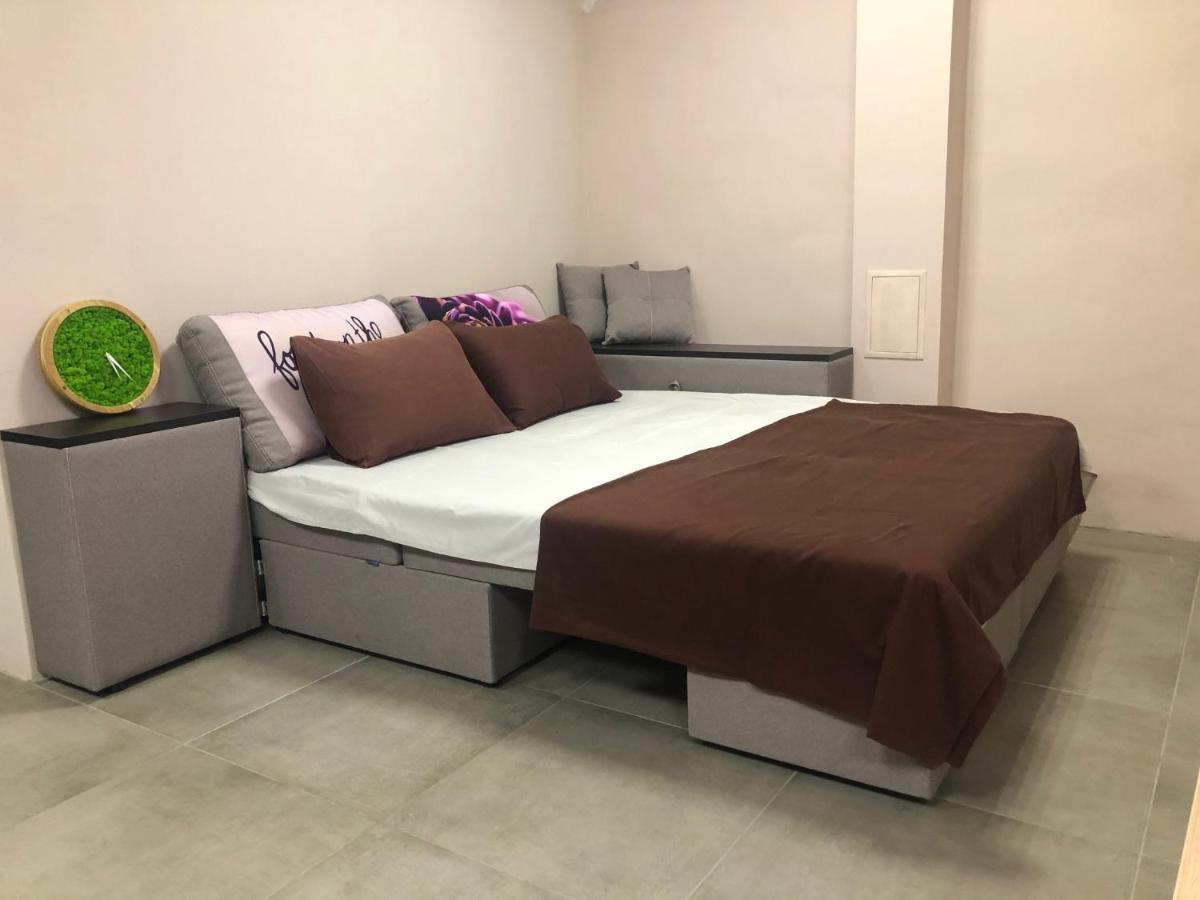 Nigoyana,23 Apartment Вокзал Днепр מראה חיצוני תמונה