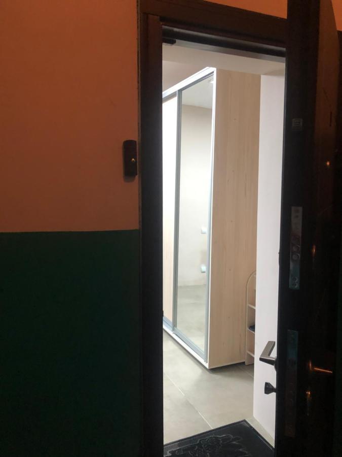 Nigoyana,23 Apartment Вокзал Днепр מראה חיצוני תמונה