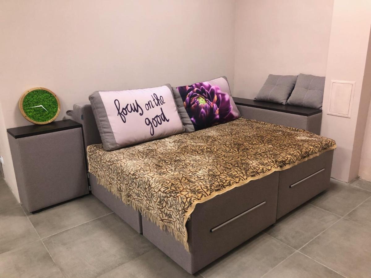 Nigoyana,23 Apartment Вокзал Днепр מראה חיצוני תמונה