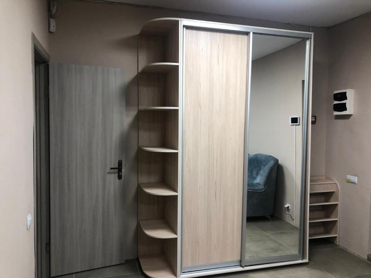 Nigoyana,23 Apartment Вокзал Днепр מראה חיצוני תמונה